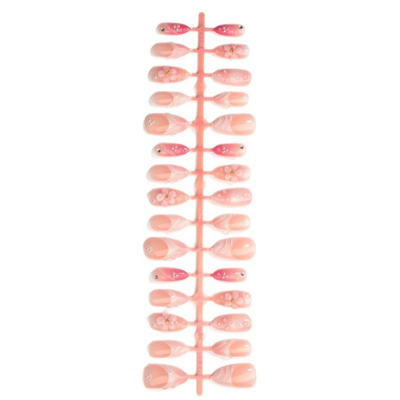 Elegante Blumen Design Fake Nägel Karnz