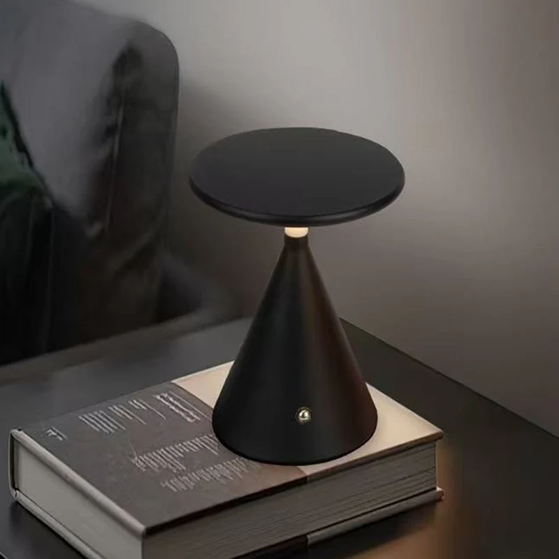 Moderne Minimalistische Tischlampe