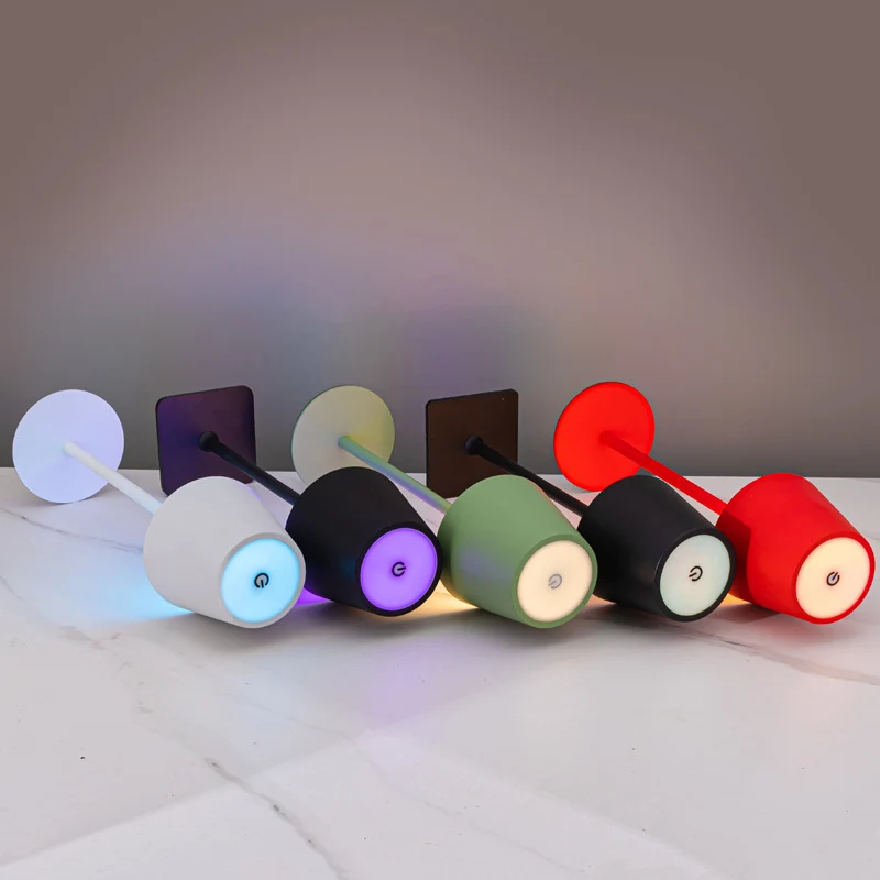 Einstellbare LED Stehlampe