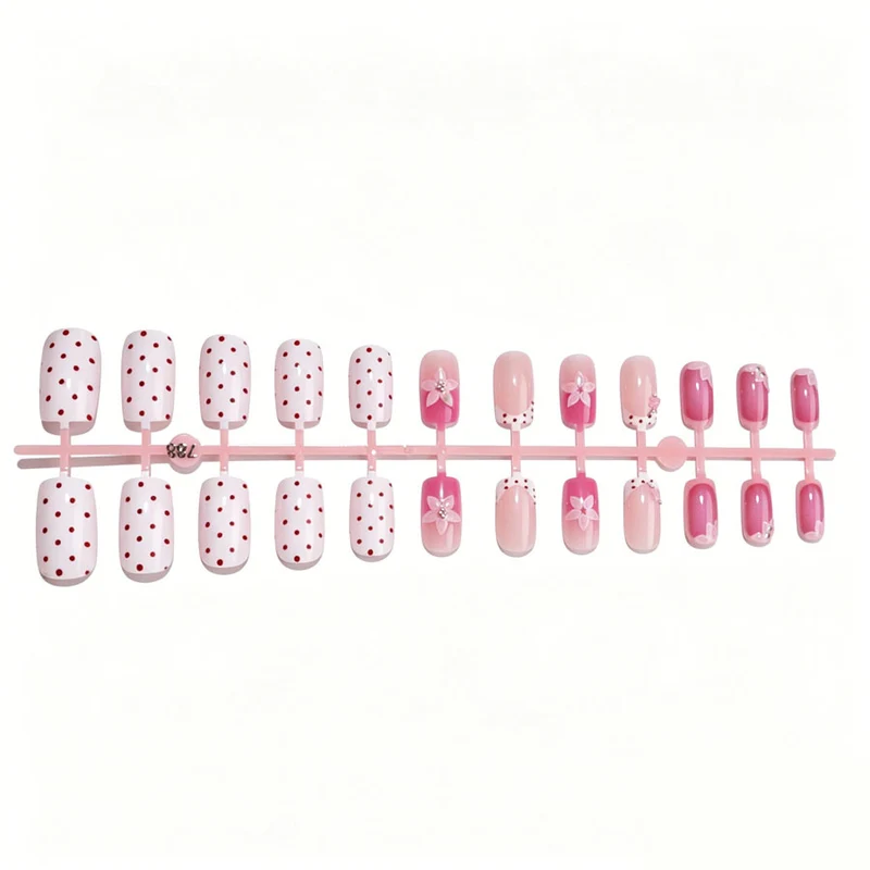 Dekorativer Press-On Nagelkunst-Kit Karnz