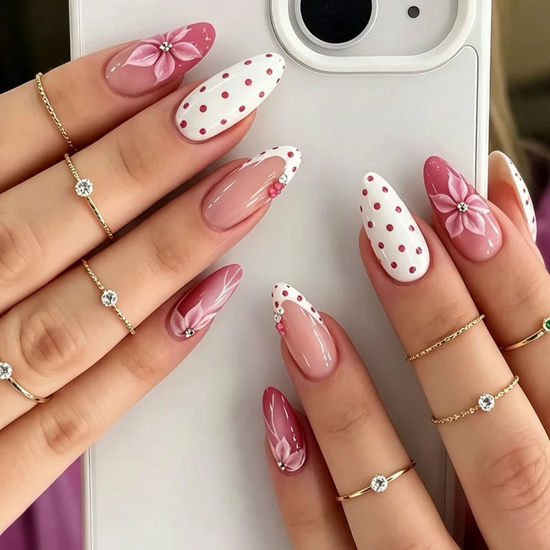 Dekorative Florale Stiletto Nagelkunst Kollektion Karnz