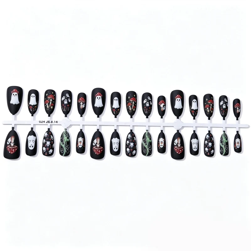 Kreative Halloween-Themen Press-On Nagelkunst Karnz