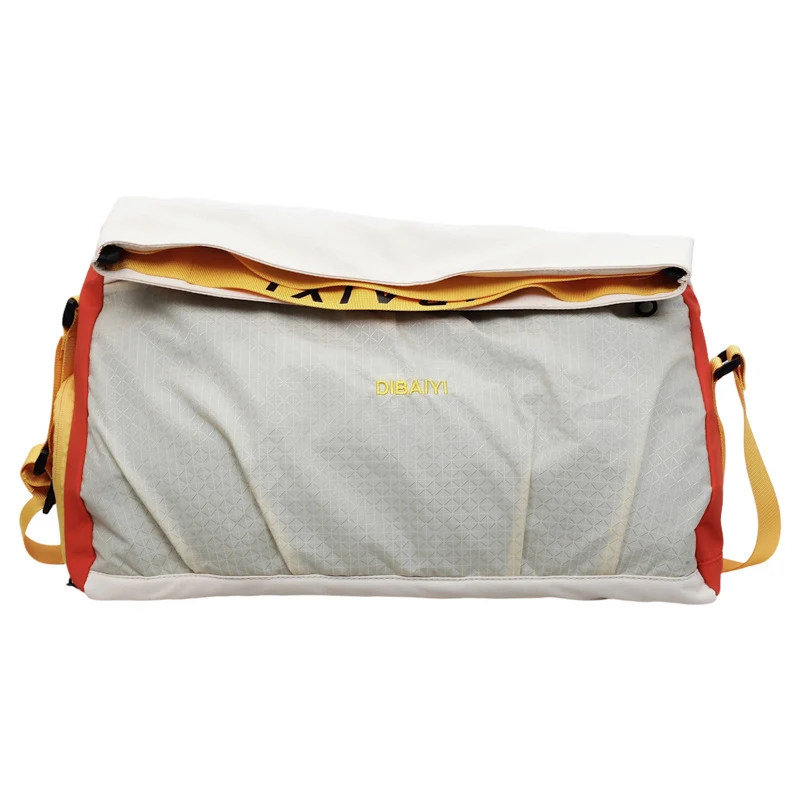 Geräumige Reisetasche Karnz