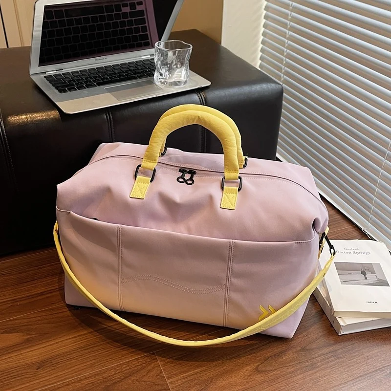 Geräumige Reisetasche Karnz