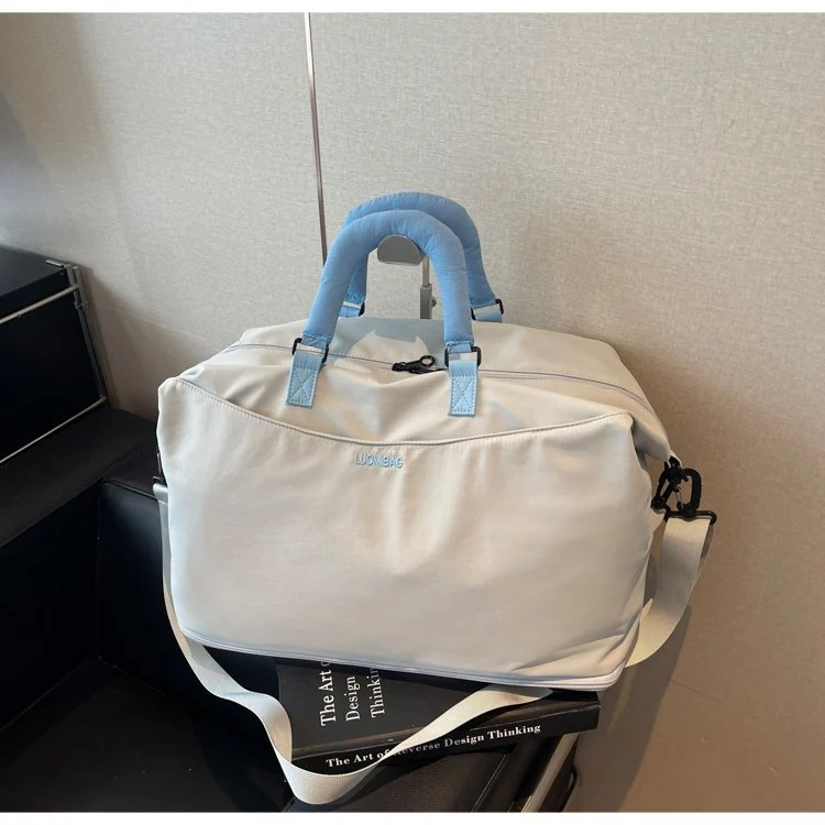 Minimalistischer Reise-Duffelbag Karnz