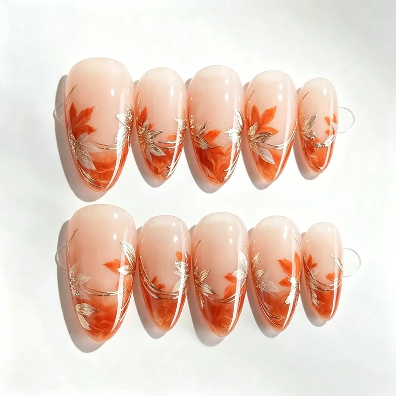 Florale inspirierte Luxus Press-On-Nagelset Karnz