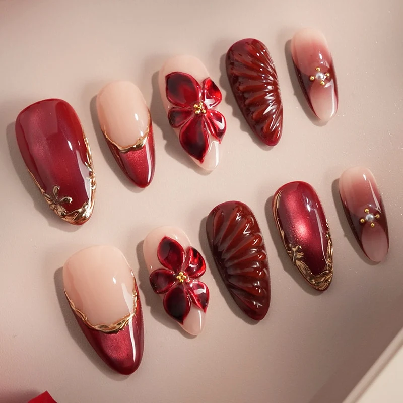 Dekorative Nagelkunst Karnz