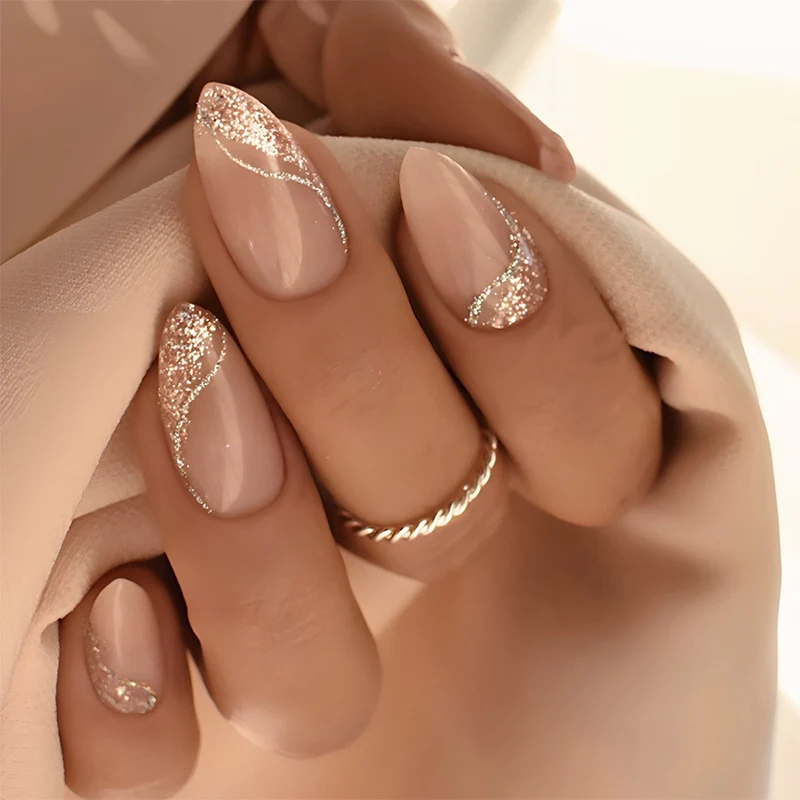 Elegantes Glitzer Press-On Nagelset Karnz