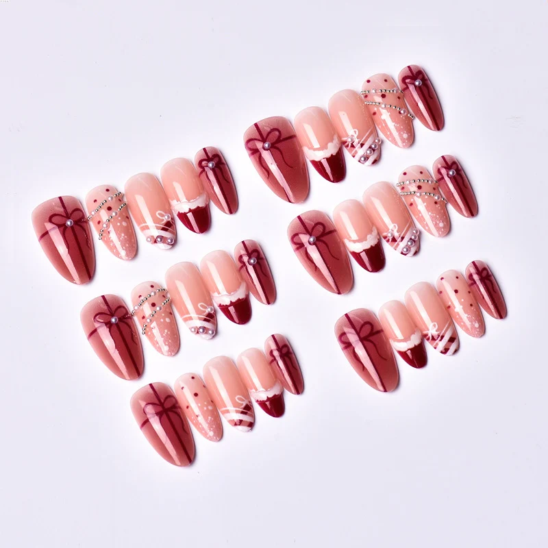 Elegante Geschenk-Themen Press-On Nagelkunst Karnz