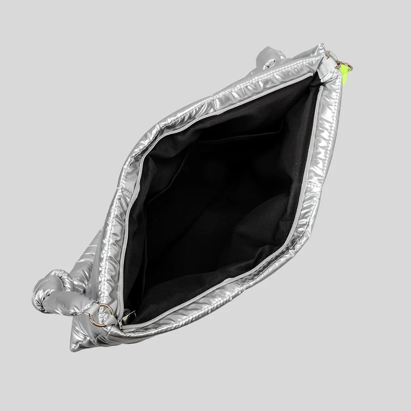 Gepolsterte Tech Clutch Tasche