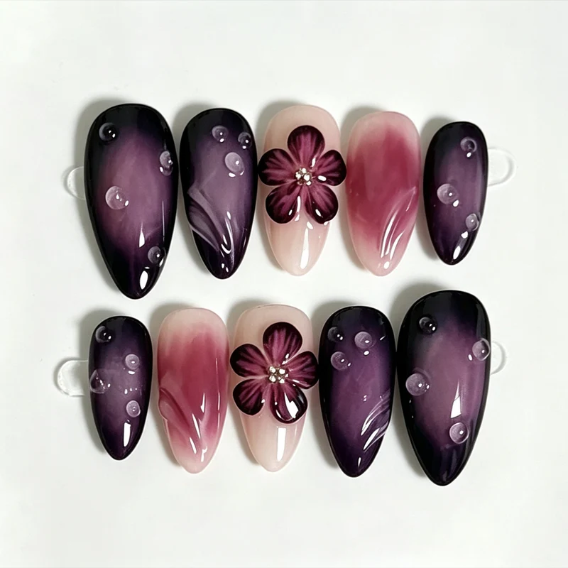 Elegantes florales Akzent-Press-On-Nagelset Karnz