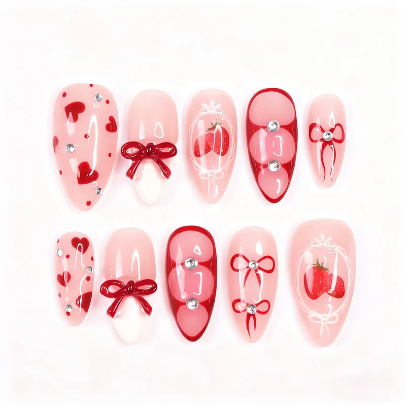 Süßes Erdbeer-Themen Press-On Nagelkunst Set Karnz