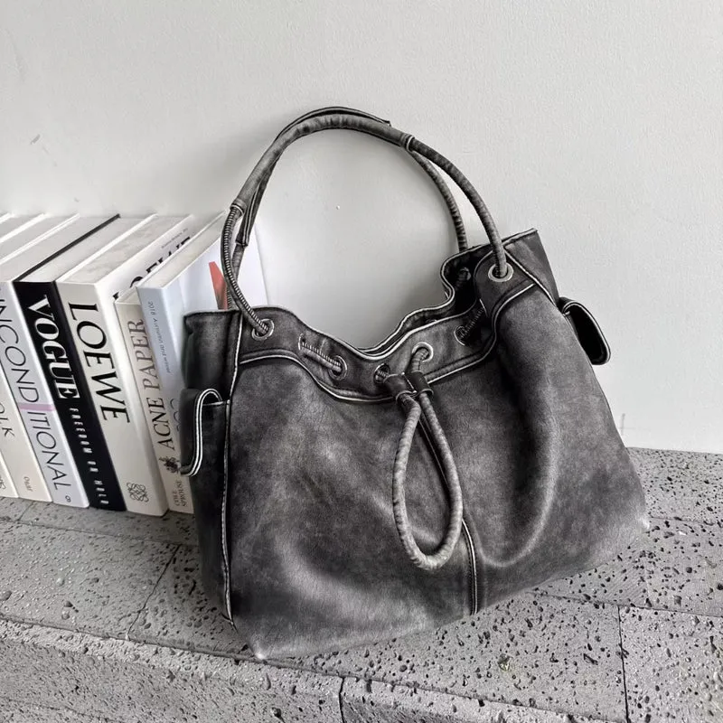 Erschöpftes Leder Schlapp-Tote