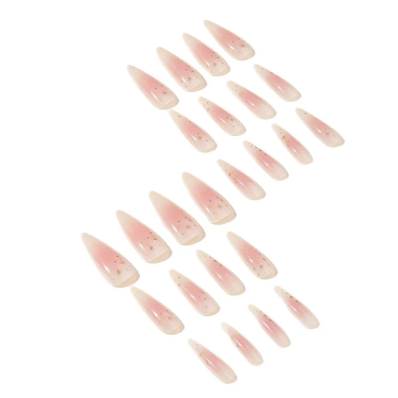 Elegante Stiletto Press-On Nägel Karnz