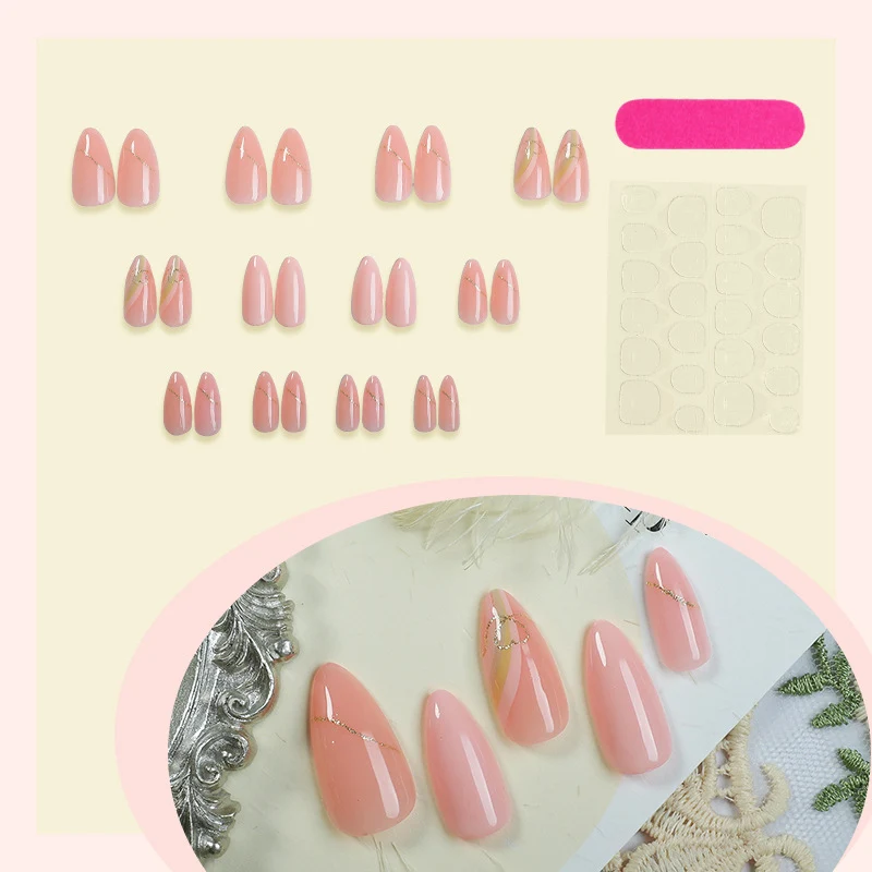 Elegantes Stiletto Press-On-Nageldesign Karnz