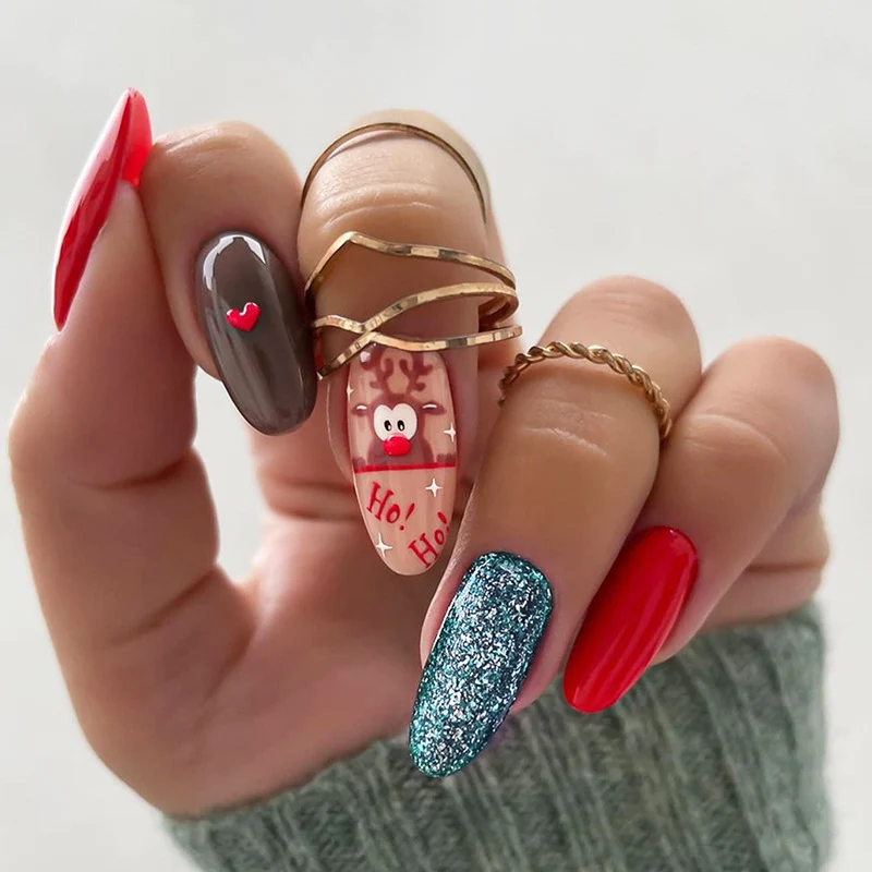 Kreatives urlaubsbezogenes Press-On Nageldesign-Set Karnz