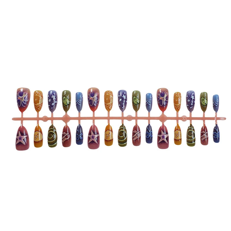 Künstlerisches Skulptiertes Nagelkunstset Karnz