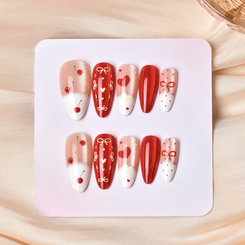 Kreatives Cherry-Design Press-On Nagelset Karnz