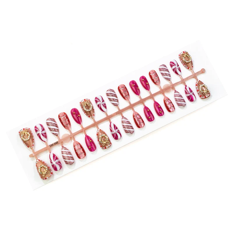 Dekoratives Press-On Nagelkunstset mit Weihnachtsmotiven Karnz