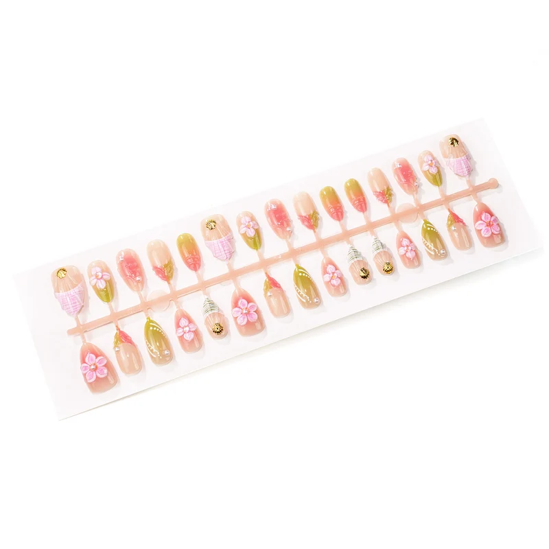 Künstlerisches florales Press-On-Nagel-Set Karnz