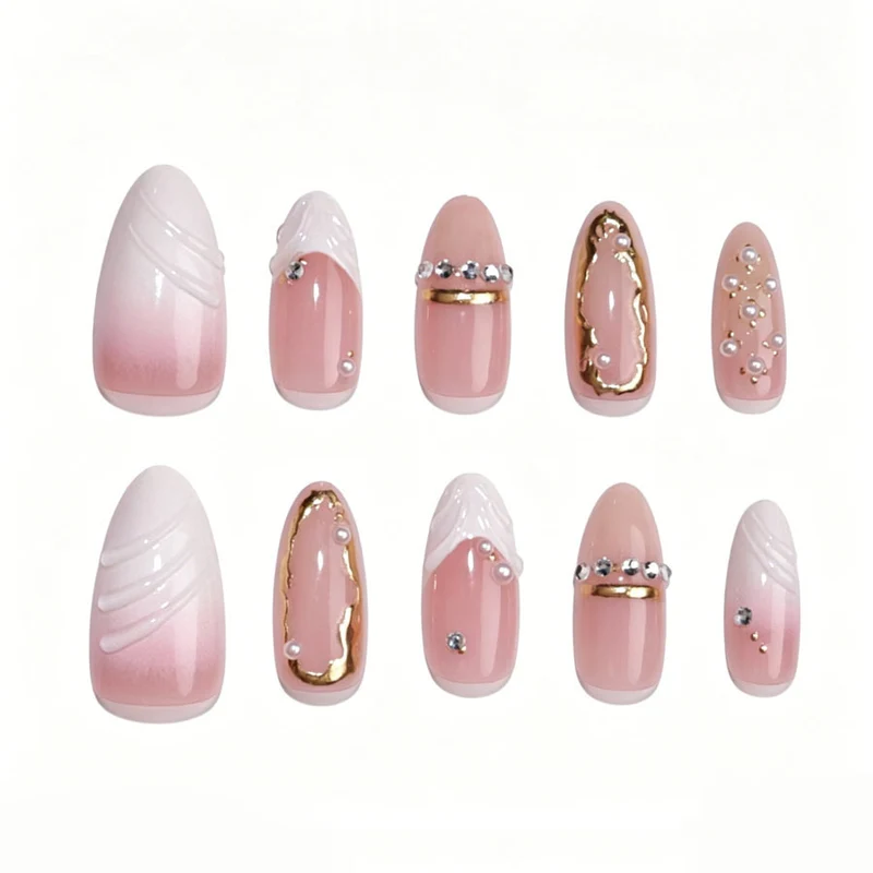Elegantes spitzes Press-On Nagelkunst-Set mit goldenen Akzenten Karnz