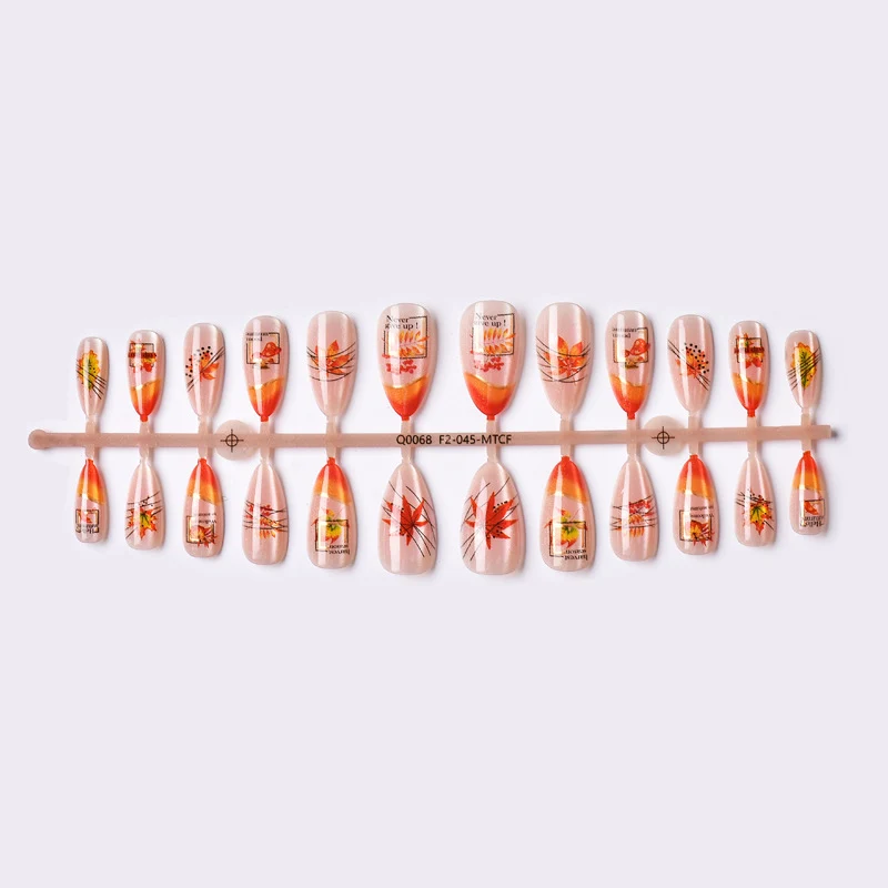 Herbst-Themen Dekorative Press-On Nail Art Karnz