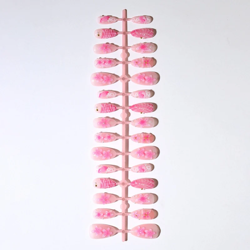 Künstlerisches Floral Press-On Nail Art Set Karnz 1790636644
