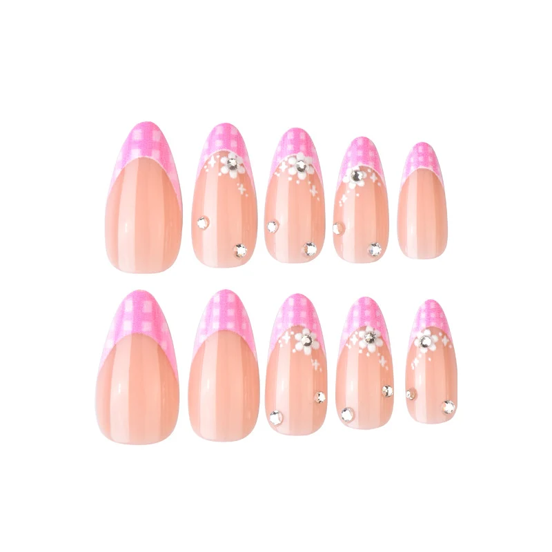 Künstlerisches Floral Französisch Press-On Nagelset Karnz