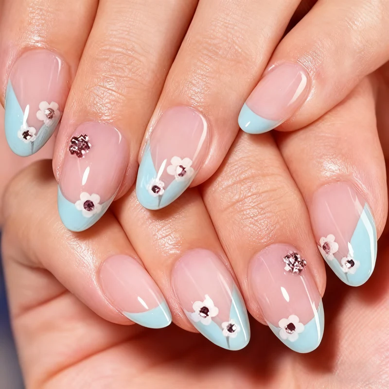 Künstlerisches, mit Blumen verziertes Press-On Nagelset Karnz