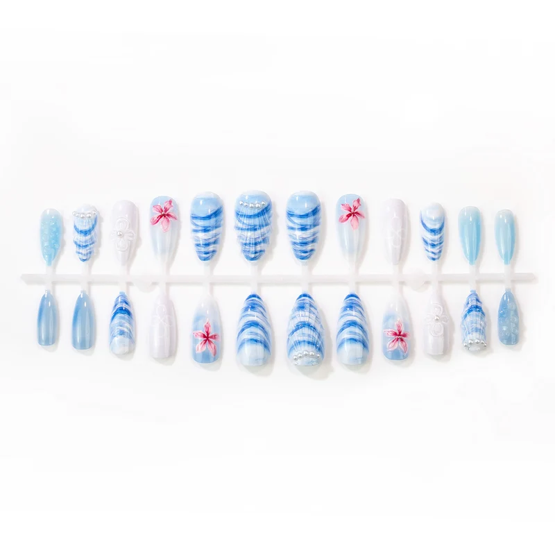 Künstlerisches floral und Muschel-Design Press-On Nagelkunst Set Karnz