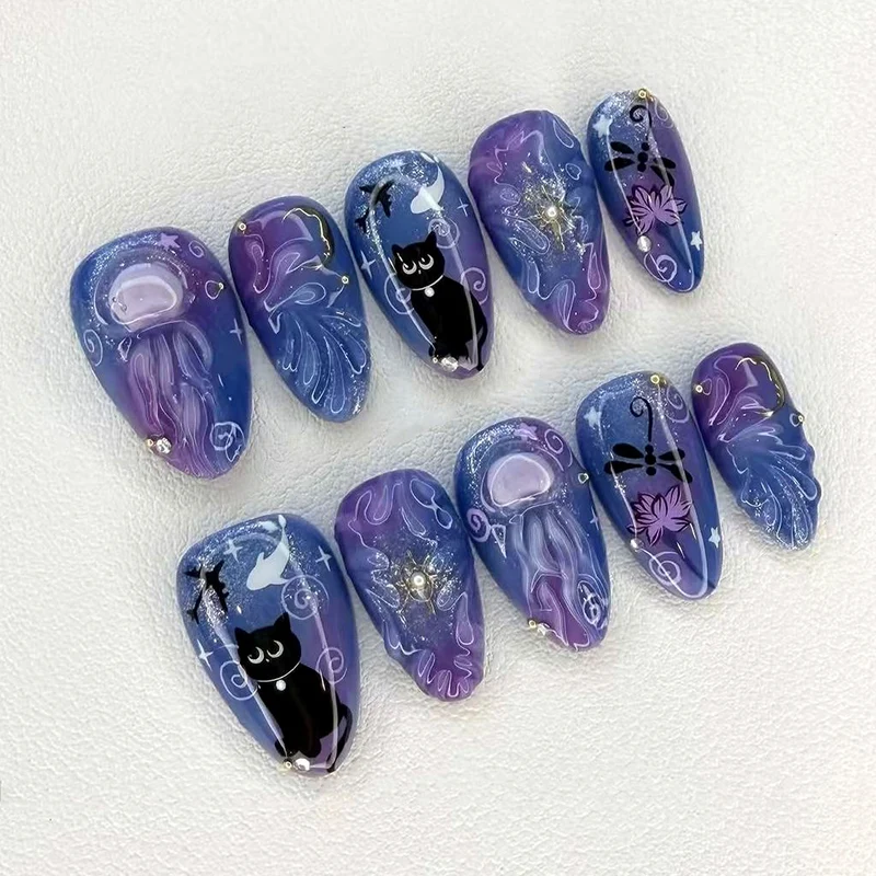 Künstlerische Fantasie-Themen Press-On Nagelkunst Karnz