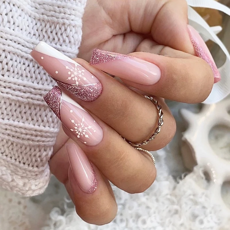 Kunstnagelset mit Glitzer- und Schneeflocken-Design Karnz