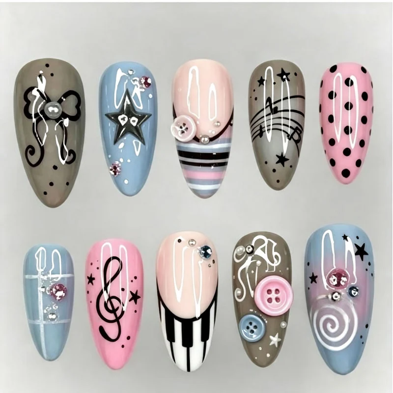 Kunstnagelset mit musikalischem Design Karnz