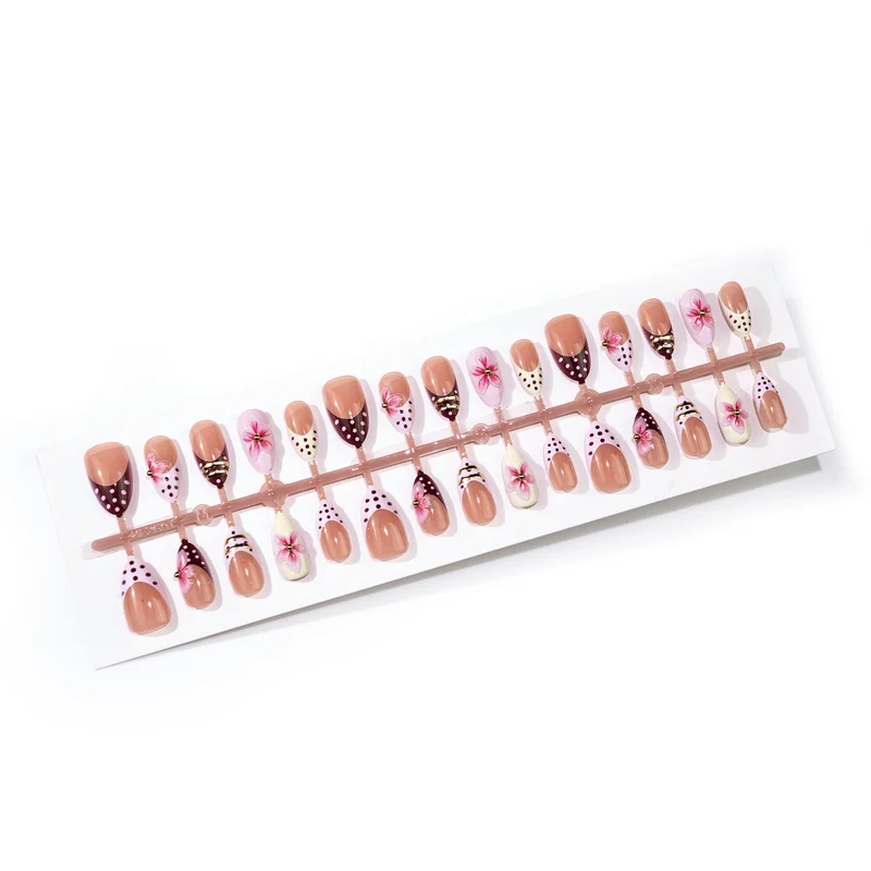 Künstlerisches 3D Blüten Aufkleber Nagelkunst Set Karnz