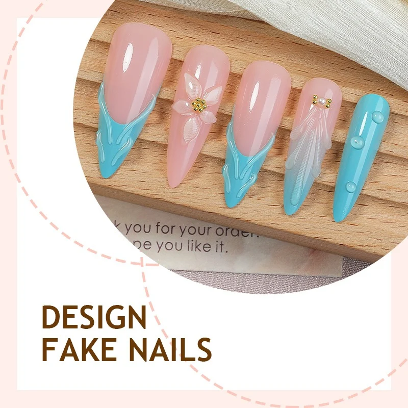 Kunstnagelset mit filigranen Designs Karnz