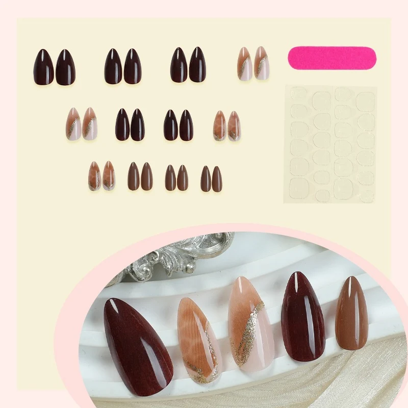 Kunstnagelset mit eleganten Glitzer- und Farbverlauf-Mustern Karnz