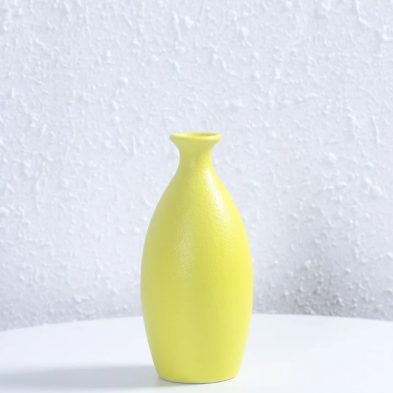 Minimalistischer Texturierter Keramik Blumen Vase Karnz