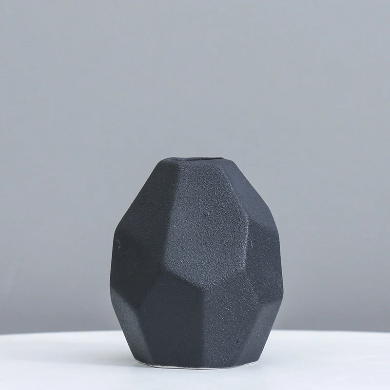 Geometrische dekorative Keramikvase Karnz
