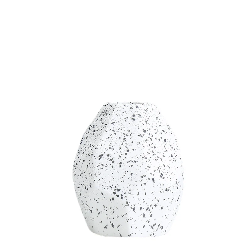 Geometrische dekorative Keramikvase Karnz