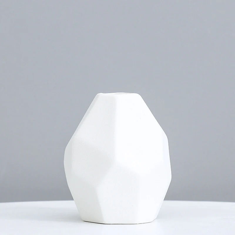 Geometrische dekorative Keramikvase Karnz