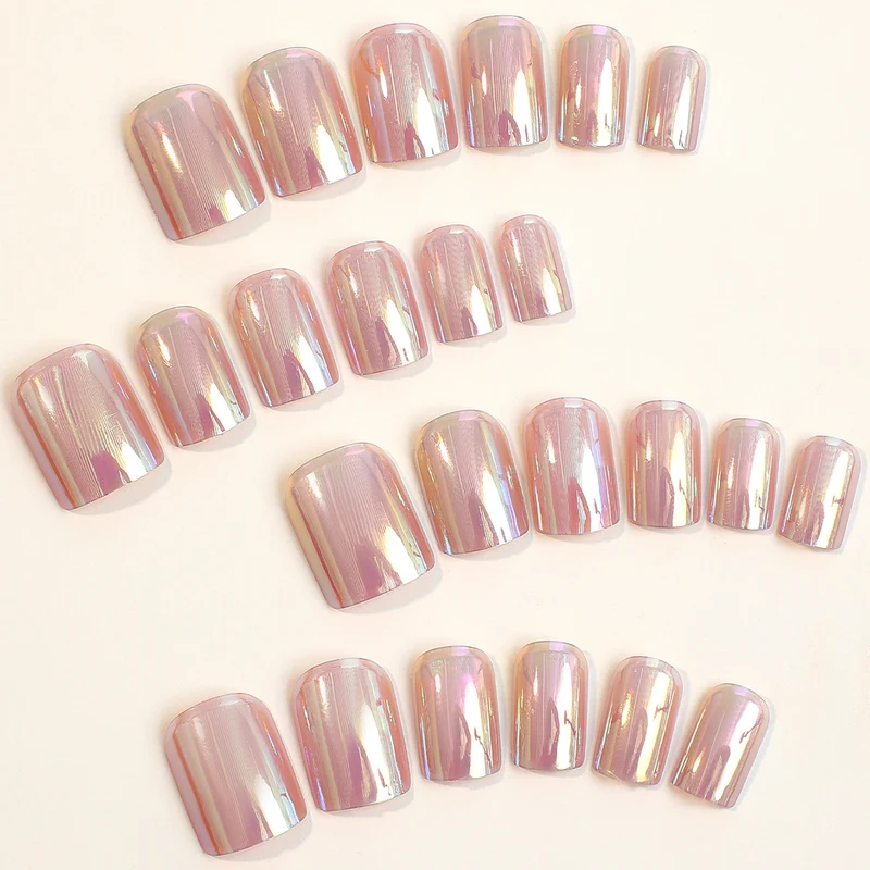 Künstliches Nagelset mit holografischem Effekt Karnz