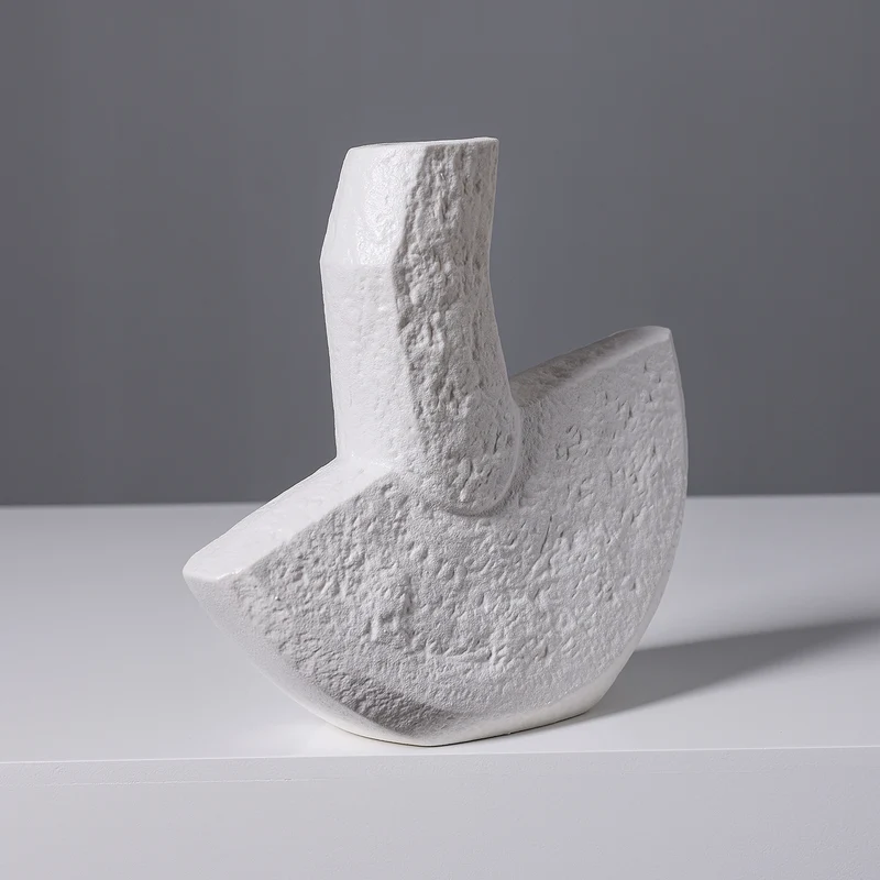 Künstlerische Keramik Skulptur Karnz