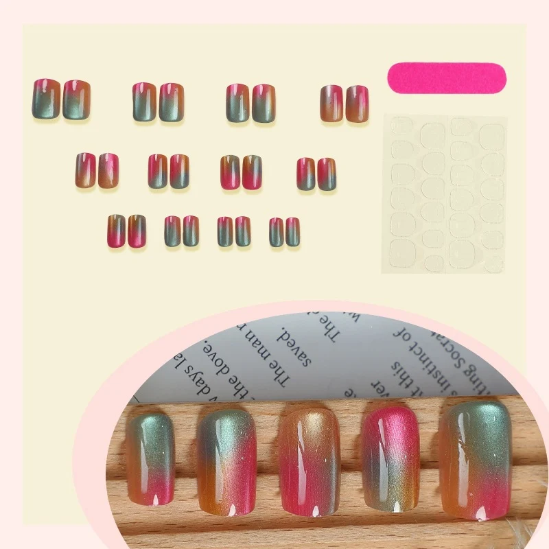 Künstliches Nagelset mit eleganten Farbverlaufs-Design Karnz