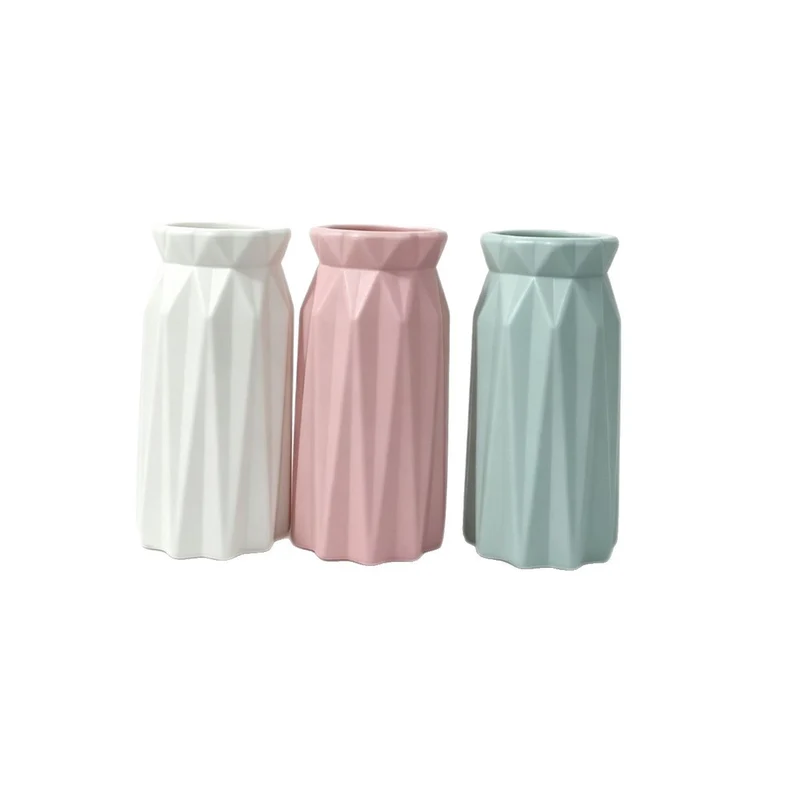 Elegante geometrische Vase Karnz