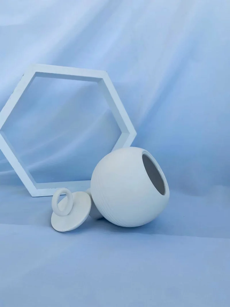 Moderne Skulpturale Dekorative Lampe Karnz