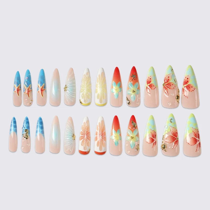 Kunstnagelset mit exquisiten Blüten- und Glitzermotiven Karnz