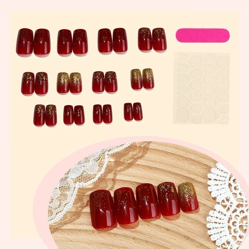 Künstliche Nagelspitzen mit Ombre-Design Karnz