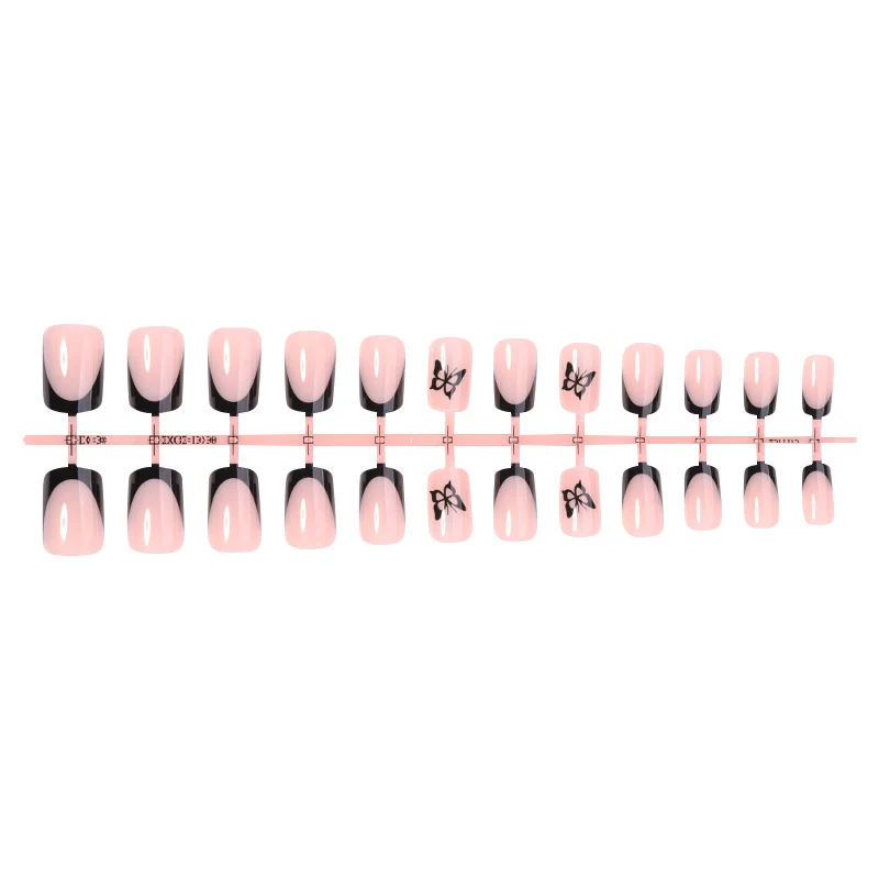 Künstliche Nagelspitzen mit eleganten Designs Karnz