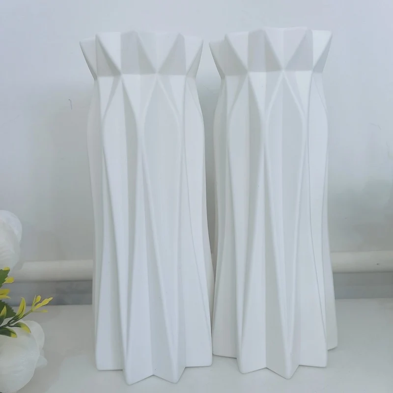 Dekorativer geometrischer Blumenvase Karnz