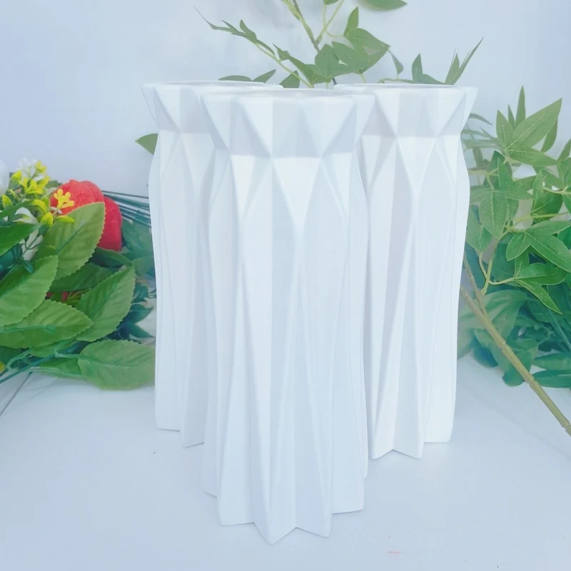 Dekorativer geometrischer Blumenvase Karnz